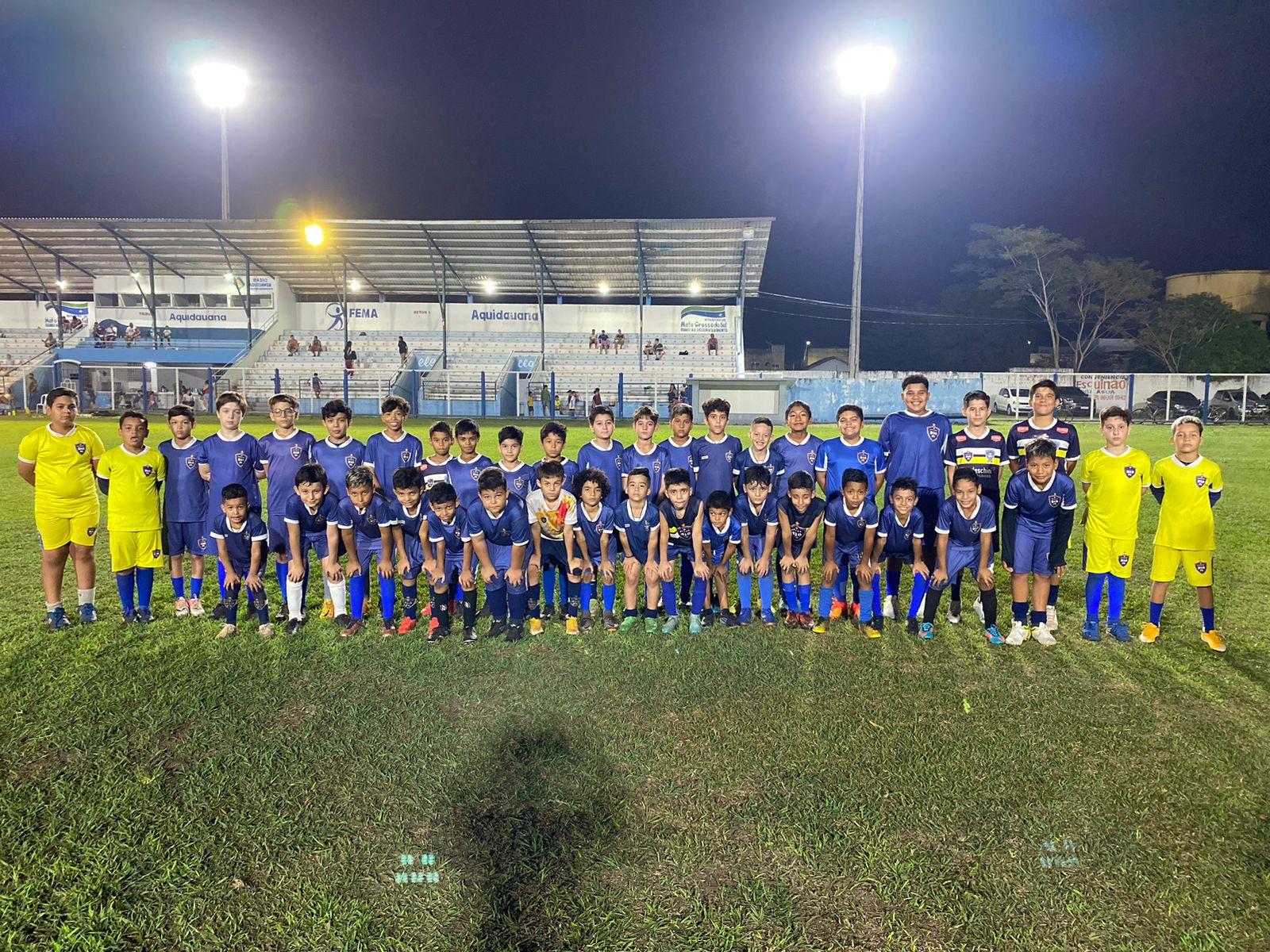 Escolinha B10 disputa finais em Campo Grande