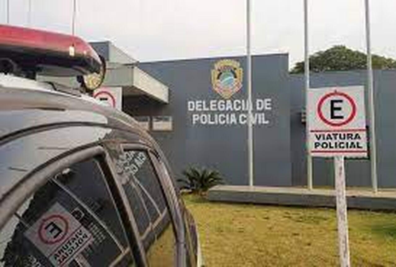 Mulher mata companheiro a facadas durante jantar depois de homem disparar tiros contra ela