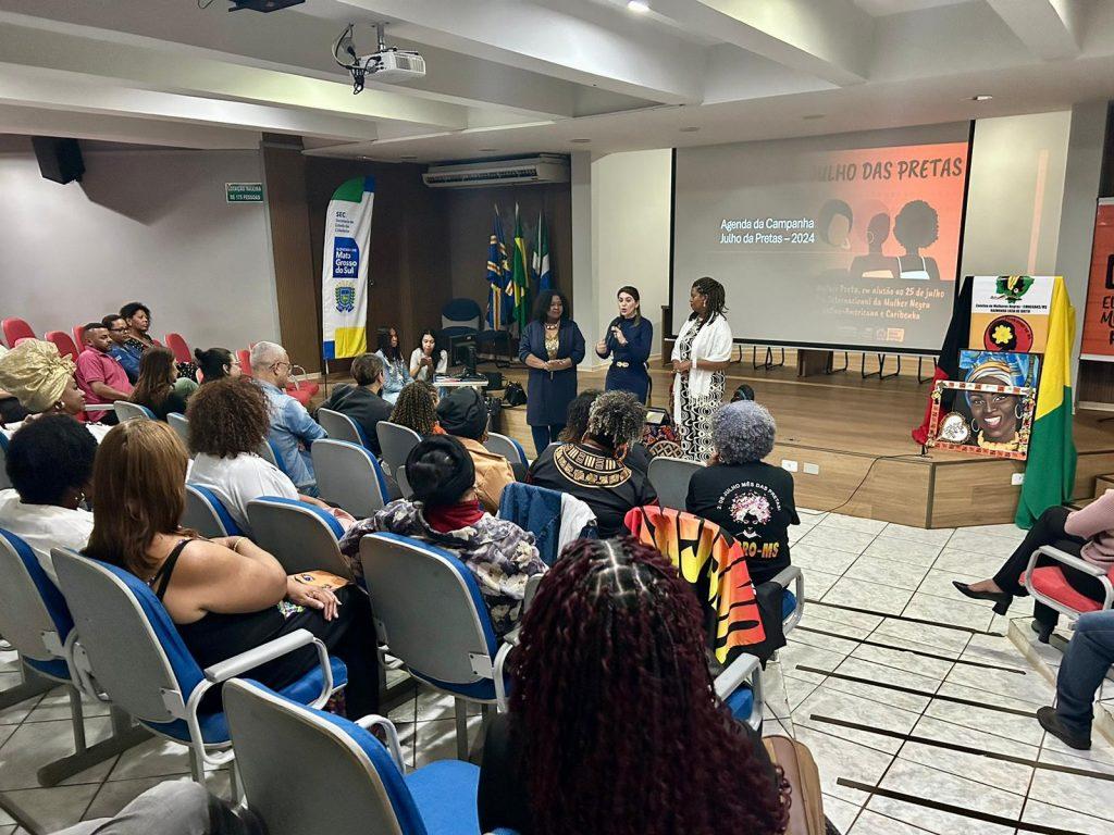 Poesia, música e reflexão abrem calendário da Cidadania para o Julho das Pretas em MS