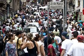 Brasil tem 212,6 milhões de habitantes, diz IBGE