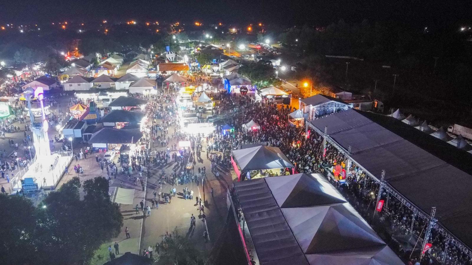 Comerciantes comemoram movimento durante 55ª Expoaqui