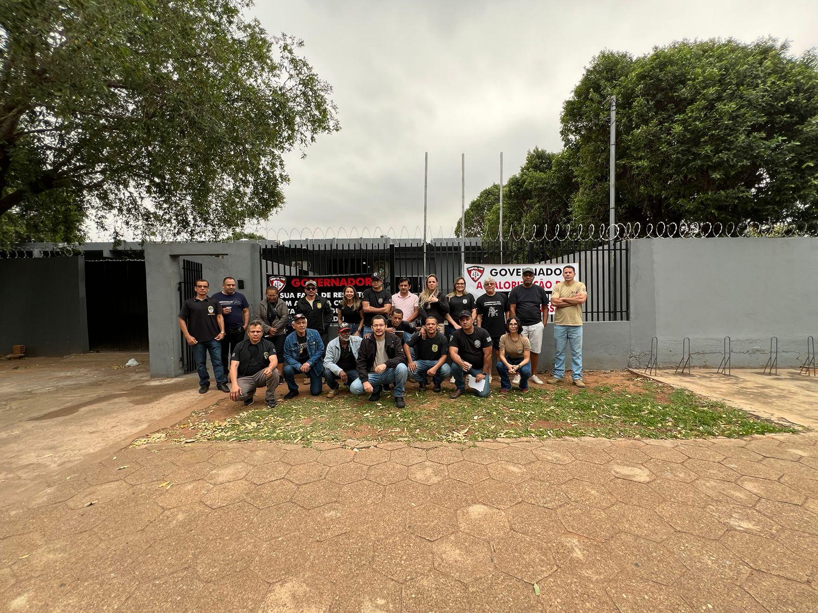 Policiais civis param por 12 horas e não descartam paralização total