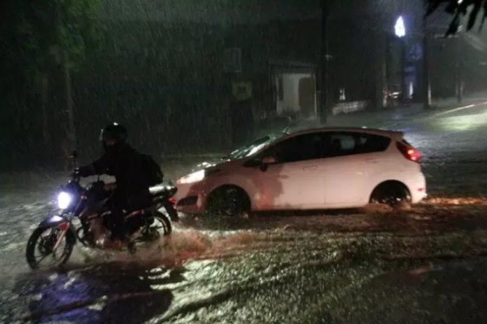 Forte temporal deixou 34 bairros de Campo Grande sem energia