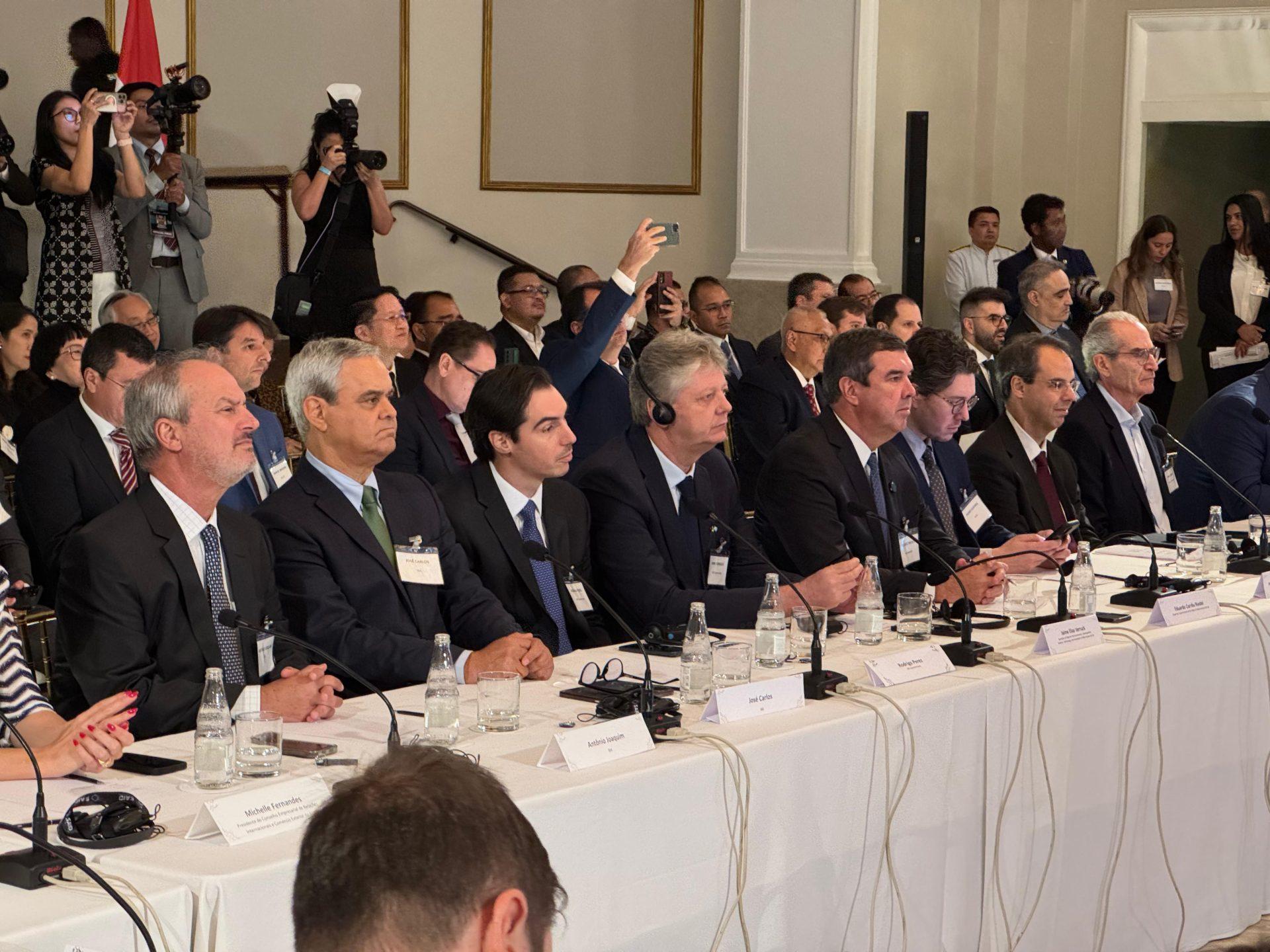 Em fórum entre Brasil e Indonésia, empresa confirma construção de nova fábrica de celulose em MS