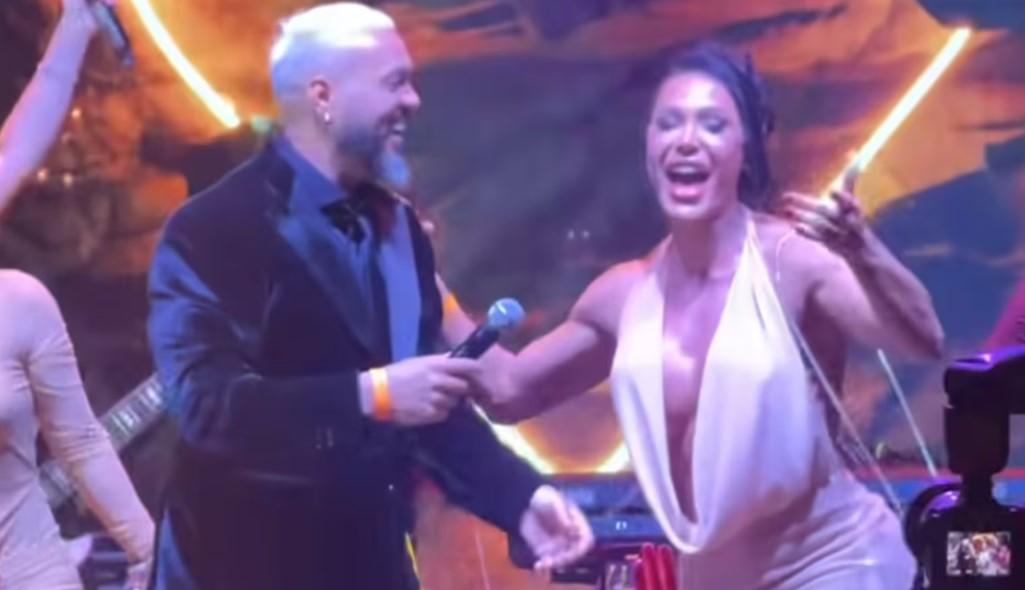 Gracyanne e Belo se reencontram em festa