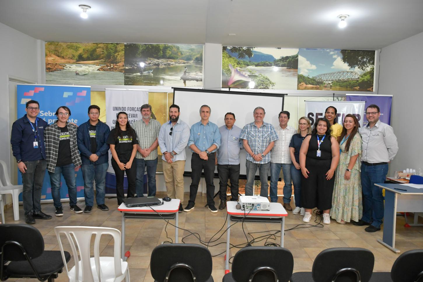 Aquidauana recebe plataformas digitais para fortalecer o turismo